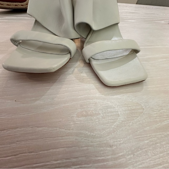 NEW Vince Nessia Sandal Block Heel Off White Leather Women's 11 MSRP $325 - Picture 8 of 10